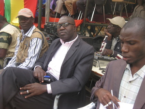 Moussa Oumar Gueye(Sud FM), Babacar Niang(Zik FM) et Abdou Boye(2STV)