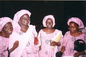 De gauche à droite : Mmes Aïda MBAYE, Penda DIENG, Khoudia MBAYE et Hassanatou Cissé BARRY, à la 5ème CONFERENCE NATIONALE DU MOUVEMENT DES FEMMES DE LA LD/MPT