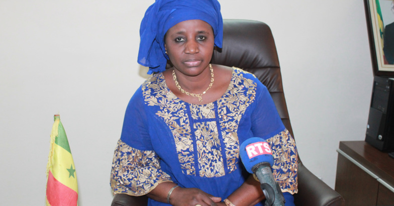 Cissé Lô : « Le mari de Mariama Sarr a reçu plus de 4000 tonnes d’engrais » Cissé Lô : « Le mari de Mariama Sarr a reçu plus de 4000 tonnes d’engrais »