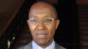 Le Premier ministre Abdoul Mbaye réagit à l'affaire tant agitée depuis sa nomination Le Premier ministre Abdoul Mbaye réagit à l'affaire tant agitée depuis sa nomination