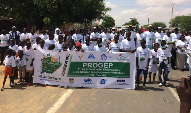 Mise œuvre du PROGEP à Saint-Louis : les résultats sont « plus que satisfaisants », selon Cheikh Issa SALL, le DG de l’ADM Mise œuvre du PROGEP à Saint-Louis : les résultats sont « plus que satisfaisants », selon Cheikh Issa SALL, le DG de l’ADM