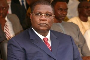 Ousmane Ngom: "Si Macky Sall entame des audits, sa main droite risque d'attraper sa main gauche".