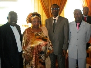 Photos exclusives| Youssou Ndour a reçu une délégation de l'Association Saint-Louis Jazz Photos exclusives| Youssou Ndour a reçu une délégation de l'Association Saint-Louis Jazz