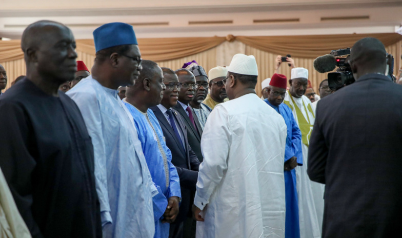 "Le dialogue national coûte 10 millions par jour" "Le dialogue national coûte 10 millions par jour"