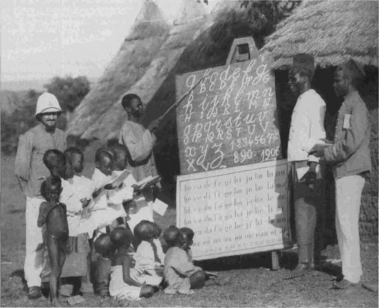 Un universitaire appelle à repenser le système post-colonial