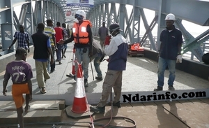 Flash info : Arrêt de la circulation sur le pont Faidherbe Flash info : Arrêt de la circulation sur le pont Faidherbe