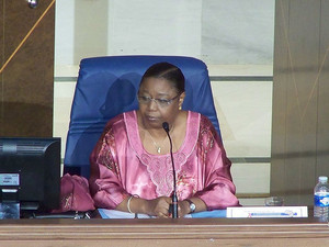 Saint-Louis: Awa Marie Coll Seck prône pour l’"humanisation" des structures sanitaires Saint-Louis: Awa Marie Coll Seck prône pour l’"humanisation" des structures sanitaires