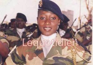 Manœuvres en parachute à Bango : La chute mortelle de Ndèye Aïda Sène - Sa mère éplorée : «A 4h du matin, elle a demandé à son père de prier pour elle» Manœuvres en parachute à Bango : La chute mortelle de Ndèye Aïda Sène - Sa mère éplorée : «A 4h du matin, elle a demandé à son père de prier pour elle»