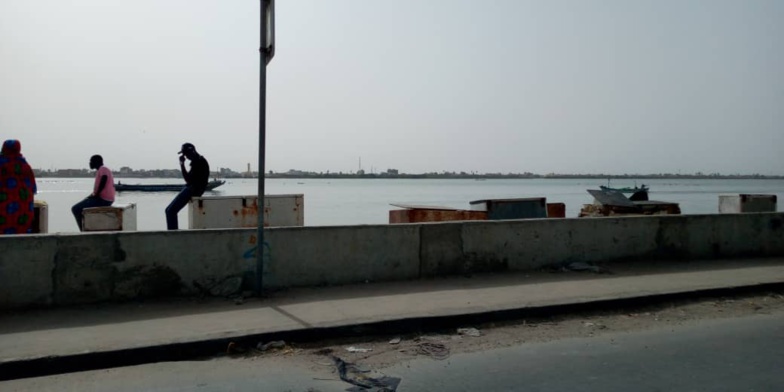 Saint-Louis : Un cas positif au Covid-19 enregistré à l’hydrobase. Le quai de pêche de Guet-Ndar fermé Saint-Louis : Un cas positif au Covid-19 enregistré à l’hydrobase. Le quai de pêche de Guet-Ndar fermé