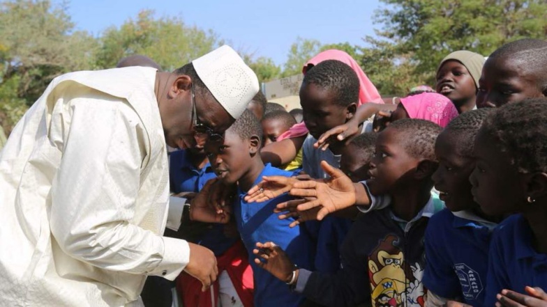 Macky SALL évoque une reprise ‘’progressive et maîtrisée’’ des cours
