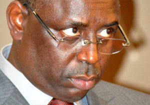 Macky Sall contre l’absentéisme et la destruction des symboles de la République Macky Sall contre l’absentéisme et la destruction des symboles de la République