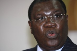Audits 2010 : De graves griefs contre Ousmane Ngom – des motifs sérieux pour l’envoyer en prison ? Audits 2010 : De graves griefs contre Ousmane Ngom – des motifs sérieux pour l’envoyer en prison ?