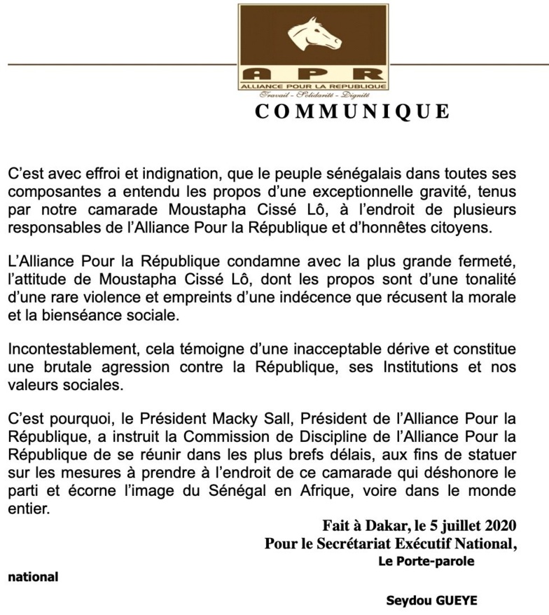 Macky en colère : Cissé Lo " déshonore le parti et écorne l'image du Sénégal..." Macky en colère : Cissé Lo " déshonore le parti et écorne l'image du Sénégal..."