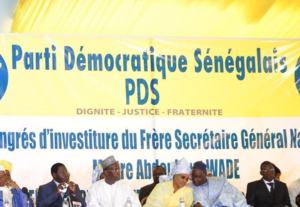 Saint-Louis: Des responsables du PDS se ruent vers l'APR. Saint-Louis: Des responsables du PDS se ruent vers l'APR.