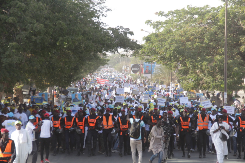 Front social : Aar Linu Bokk, Noo lank et Doyna à la Place de l’Obélisque vendredi prochain Front social : Aar Linu Bokk, Noo lank et Doyna à la Place de l’Obélisque vendredi prochain