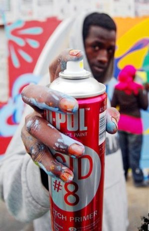 KROMAGNON, ARTISTE GRAFFEUR : « L’homme de Cro-Magnon en tant que tel ne m’intéresse pas, mais plutôt ce sont ses réalisations qui m’intéressent » KROMAGNON, ARTISTE GRAFFEUR : « L’homme de Cro-Magnon en tant que tel ne m’intéresse pas, mais plutôt ce sont ses réalisations qui m’intéressent »