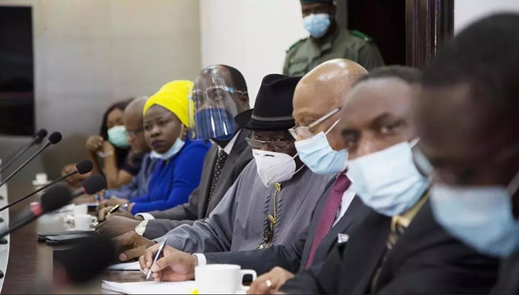 Mali: la Cédéao prête à accorder un an de transition à la junte Mali: la Cédéao prête à accorder un an de transition à la junte