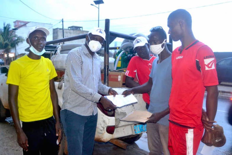 La Fondation "Servir le Sénégal" offre un important lot de motopompes à la commune de Saint-Louis