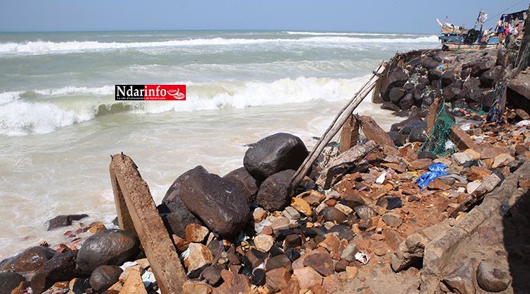 Langue de Barbarie : lancement d’actions de sensibilisation sur la digue de protection côtière (vidéo) Langue de Barbarie : lancement d’actions de sensibilisation sur la digue de protection côtière (vidéo)