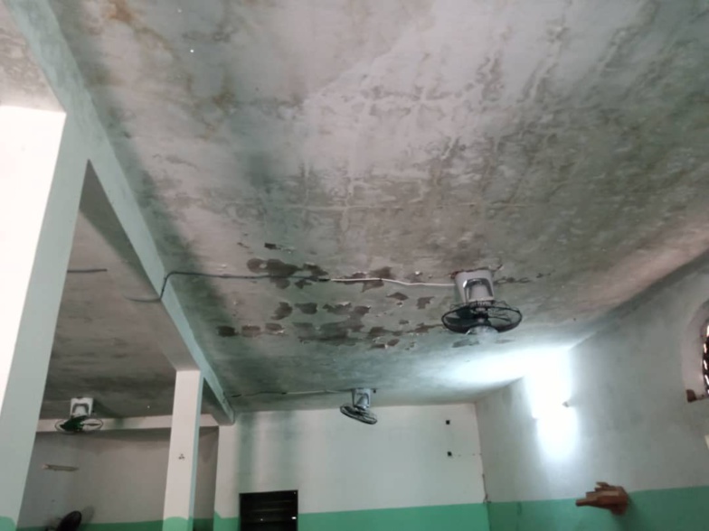 Délabrement de la grande mosquée de l’UGB: La dalle menace de s’effondrer (photos)
