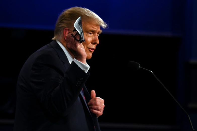 Donald Trump irait “très bien” mais une source anonyme contradictoire suscite l’inquiétude