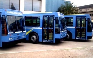 Gala de l’ANPS à Saint-Louis: DDD offre deux bus de 43 places pour convoyer les membres. Gala de l’ANPS à Saint-Louis: DDD offre deux bus de 43 places pour convoyer les membres.