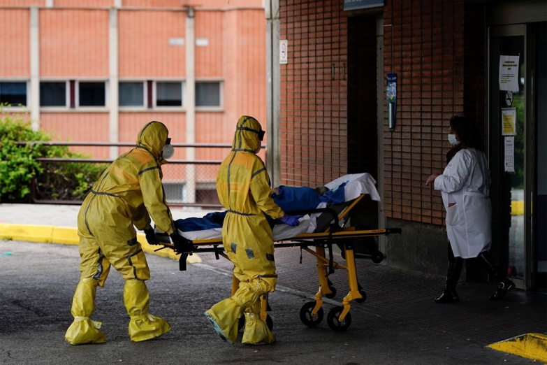 Coronavirus: 52 518 nouveaux cas de contamination recensés sur les dernières 24 heures en France, un nouveau record