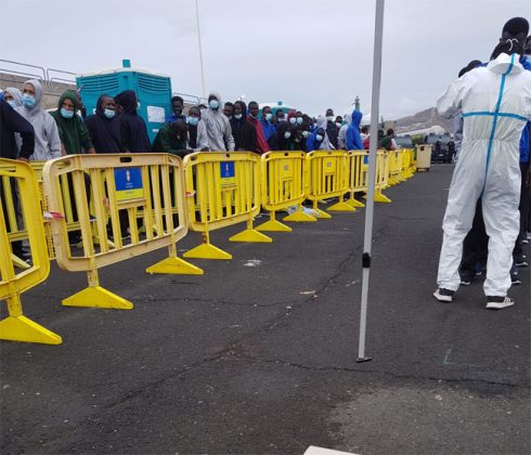 Arrivés aux Îles Canaries, une vingtaine de migrants Sénégalais risquent d’être rapatriés Arrivés aux Îles Canaries, une vingtaine de migrants Sénégalais risquent d’être rapatriés
