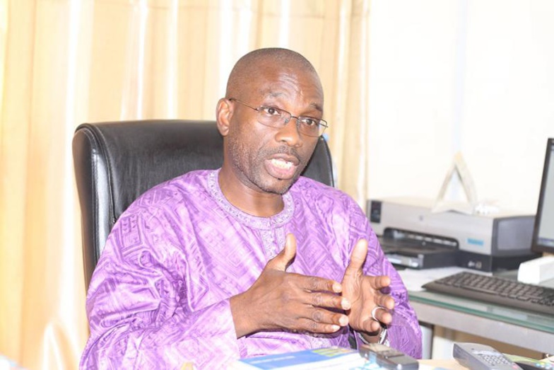 Amadou Bécaye DIOP: " Il n’y a pas lieu de décréter un deuil national quand on se suicide" Amadou Bécaye DIOP: " Il n’y a pas lieu de décréter un deuil national quand on se suicide"