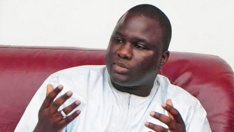 Déthié Fall : «Il faudrait que la vision de Macky quitte Diamniadio» Déthié Fall : «Il faudrait que la vision de Macky quitte Diamniadio»