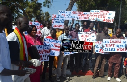 Cliquez sur la photo pour l'agrandir. Cliquez sur la photo pour l'agrandir.