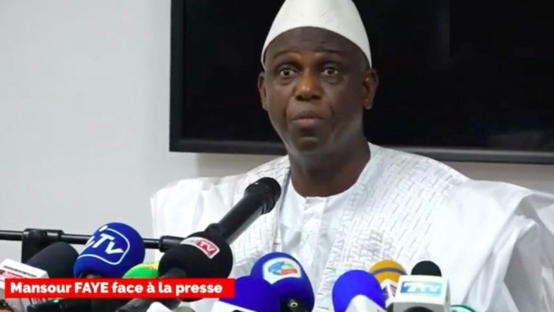 Mansour Faye : Les nouvelles mesures dans les transports terrestres urbains et inter urbains. Mansour Faye : Les nouvelles mesures dans les transports terrestres urbains et inter urbains.