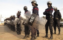 Saint-Louis: Les limiers à la traque d'une bande de bandits armés. Saint-Louis: Les limiers à la traque d'une bande de bandits armés.