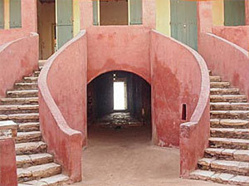 Déconstruire le syndrome de Gorée. Réponse aux thèses de Jean Luc Angrand. Déconstruire le syndrome de Gorée. Réponse aux thèses de Jean Luc Angrand.