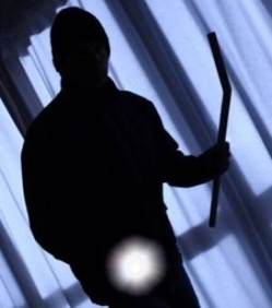 Saint-Louis - Vols, cambriolages, drogue: Un repenti se confesse. Saint-Louis - Vols, cambriolages, drogue: Un repenti se confesse.