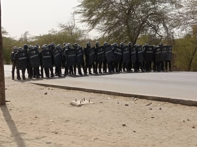 Arrestation d’Ousmane SONKO : ça chauffe à l’UGB de Saint-Louis (photos)