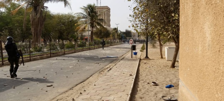 Arrestation d’Ousmane SONKO : ça chauffe à l’UGB de Saint-Louis (photos) Arrestation d’Ousmane SONKO : ça chauffe à l’UGB de Saint-Louis (photos)