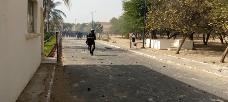 Arrestation d’Ousmane SONKO : ça chauffe à l’UGB de Saint-Louis (photos)