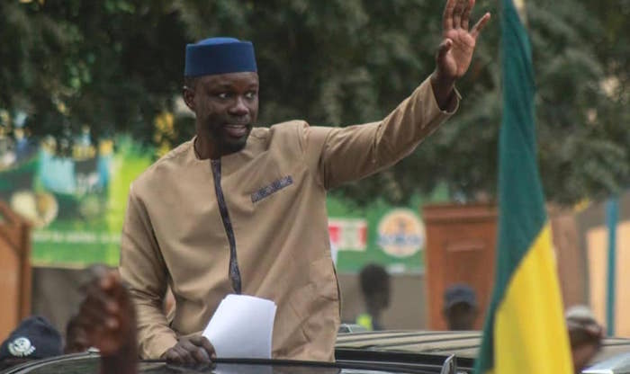 La garde à vue d'Ousmane Sonko levée. Son cameraman et son garde du corps libéré La garde à vue d'Ousmane Sonko levée. Son cameraman et son garde du corps libéré