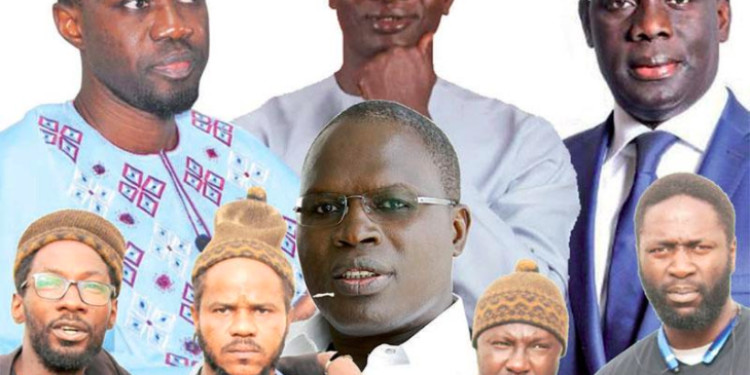 Un front anti-Macky à mille enjeux Un front anti-Macky à mille enjeux