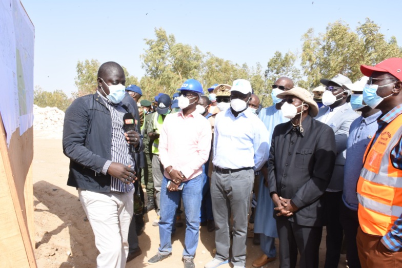 Lutte contre les inondations : En visite à Keur Massar, le ministre Oumar GUEYE se dit satisfait du niveau d'exécution des travaux (photos) Lutte contre les inondations : En visite à Keur Massar, le ministre Oumar GUEYE se dit satisfait du niveau d'exécution des travaux (photos)