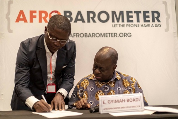 Gouvernance politique, socioéconomique: «Le pays dans la mauvaise direction», selon la majorité des Sénégalais Gouvernance politique, socioéconomique: «Le pays dans la mauvaise direction», selon la majorité des Sénégalais