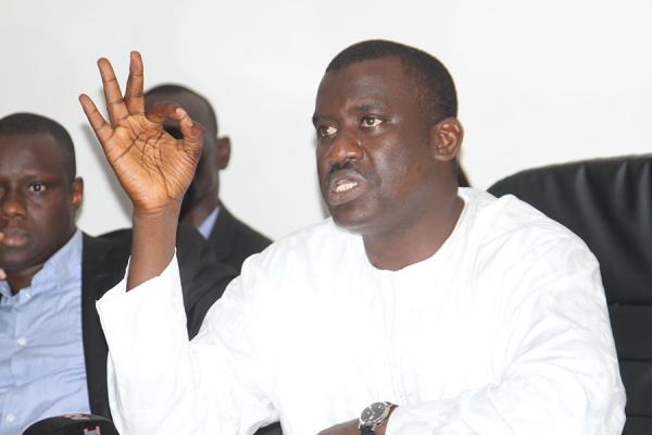 Moussa Tine : "Le régime de Macky a une mauvaise intelligence de la gouvernance" Moussa Tine : "Le régime de Macky a une mauvaise intelligence de la gouvernance"