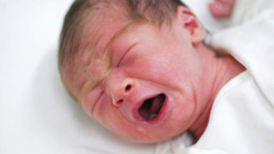 Un bébé survit 40 heures dans un conduit d'aération Un bébé survit 40 heures dans un conduit d'aération
