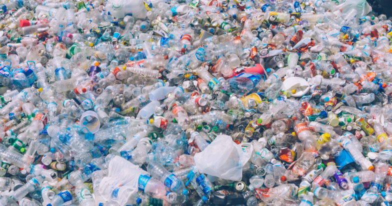 Au Sénégal, 200.000 tonnes de déchets plastiques produits par jour Au Sénégal, 200.000 tonnes de déchets plastiques produits par jour