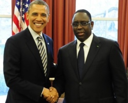 Direct: Poignée de main entre Macky et Obama