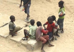 Banque mondiale: 35 milliards pour l’enseignement primaire et secondaire du Sénégal (et les daara). Banque mondiale: 35 milliards pour l’enseignement primaire et secondaire du Sénégal (et les daara).