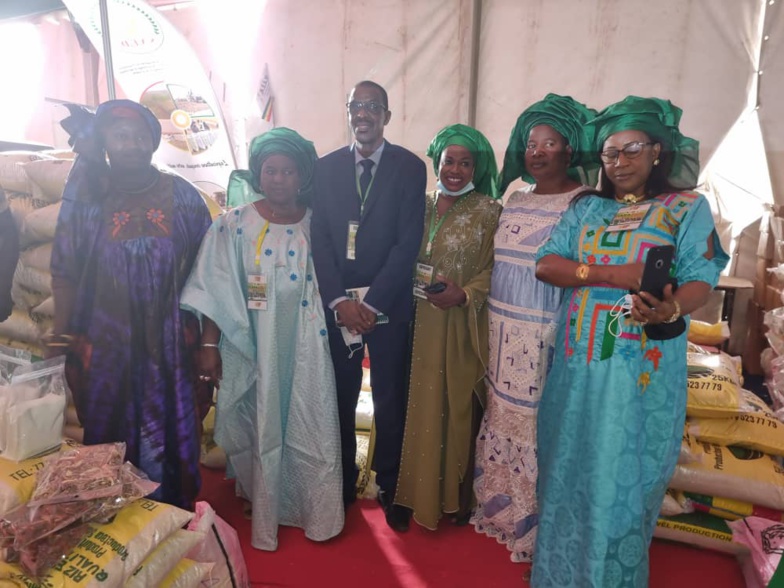 PHOTOS | FIARA 2021: Aboubacry SOW échange avec les exposants du Nord