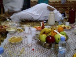 SANTE: Il faut éviter de trop manger d’un coup pendant le Ramadan. SANTE: Il faut éviter de trop manger d’un coup pendant le Ramadan.