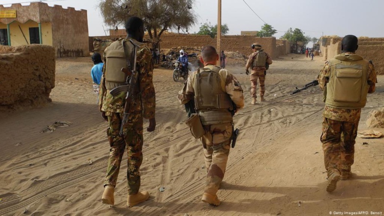 La France reprend sa coopération avec les forces maliennes